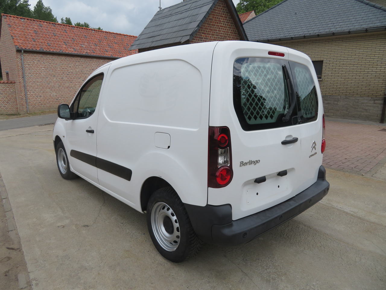 CITROËN Berlingo 1.6 BlueHDi CLUB - Fourgon utilitaire: photos 5 CITROËN Berlingo 1.6 BlueHDi CLUB - Fourgon utilitaire: photos 5