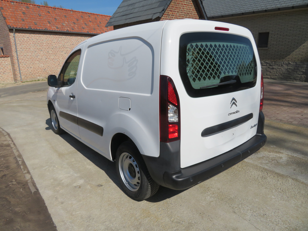CITROËN Berlingo 1.6 BlueHDi CLUB - Fourgon utilitaire: photos 5 CITROËN Berlingo 1.6 BlueHDi CLUB - Fourgon utilitaire: photos 5