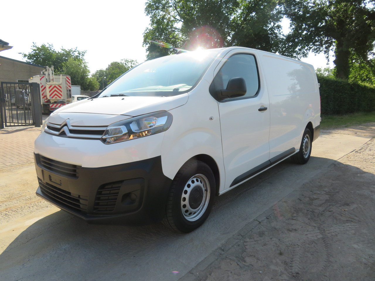 CITROËN Jumpy XL 2.0 HDi - Fourgonnette: photos 3 CITROËN Jumpy XL 2.0 HDi - Fourgonnette: photos 3