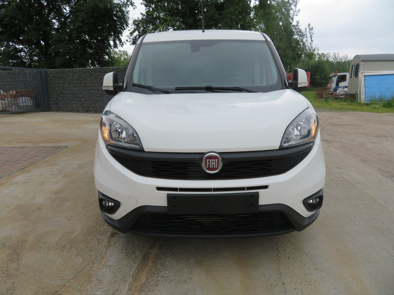 FIAT Doblo Cargo 1.6 Multijet - Fourgonnette: photos 2 FIAT Doblo Cargo 1.6 Multijet - Fourgonnette: photos 2