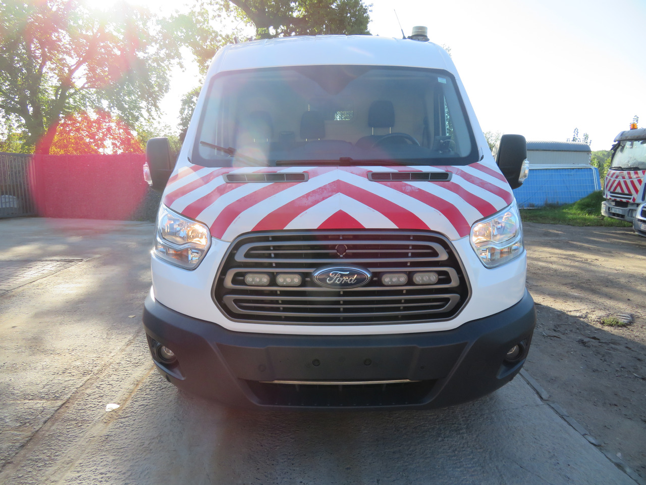 Ford Transit 2.0TDCi - Fourgon utilitaire: photos 2 Ford Transit 2.0TDCi - Fourgon utilitaire: photos 2