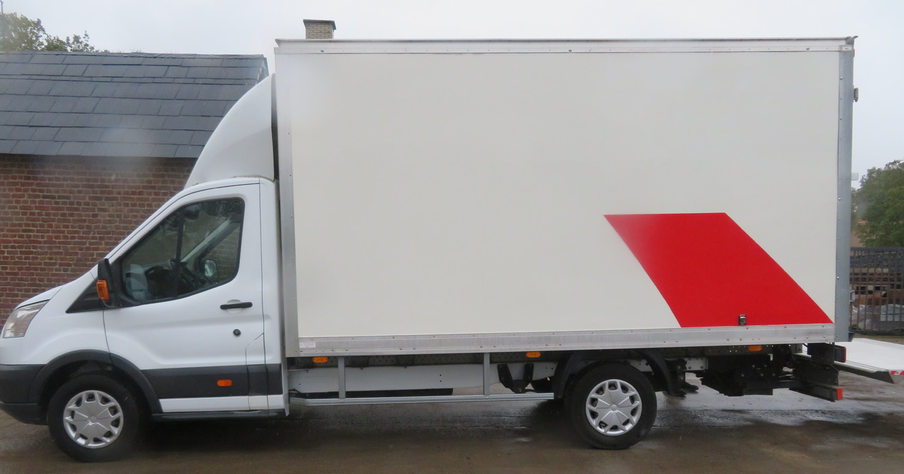 Ford Transit 2.0TDCi - Fourgon grand volume: photos 5 Ford Transit 2.0TDCi - Fourgon grand volume: photos 5