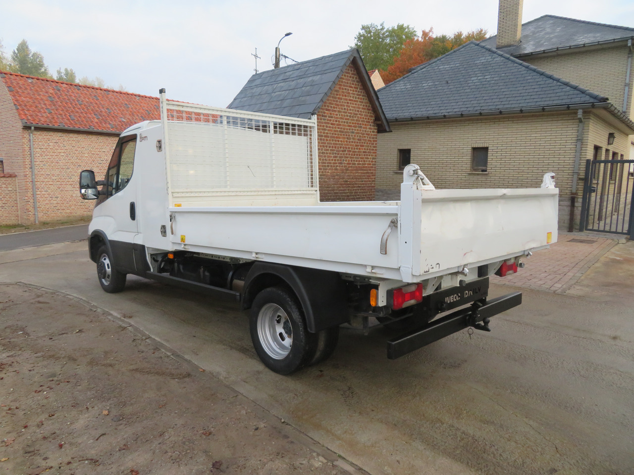Iveco Daily 35C16 3.0 - L2 - Kipper - Utilitaire benne: photos 5 Iveco Daily 35C16 3.0 - L2 - Kipper - Utilitaire benne: photos 5