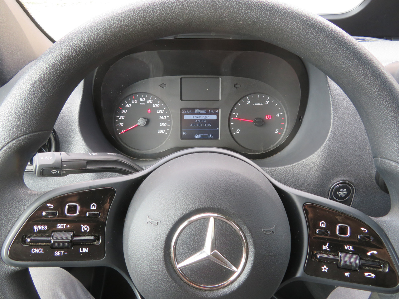 Fourgon utilitaire neuf Mercedes-Benz Sprinter 317cdi - A3H2: photos 19 Fourgon utilitaire neuf Mercedes-Benz Sprinter 317cdi - A3H2: photos 19