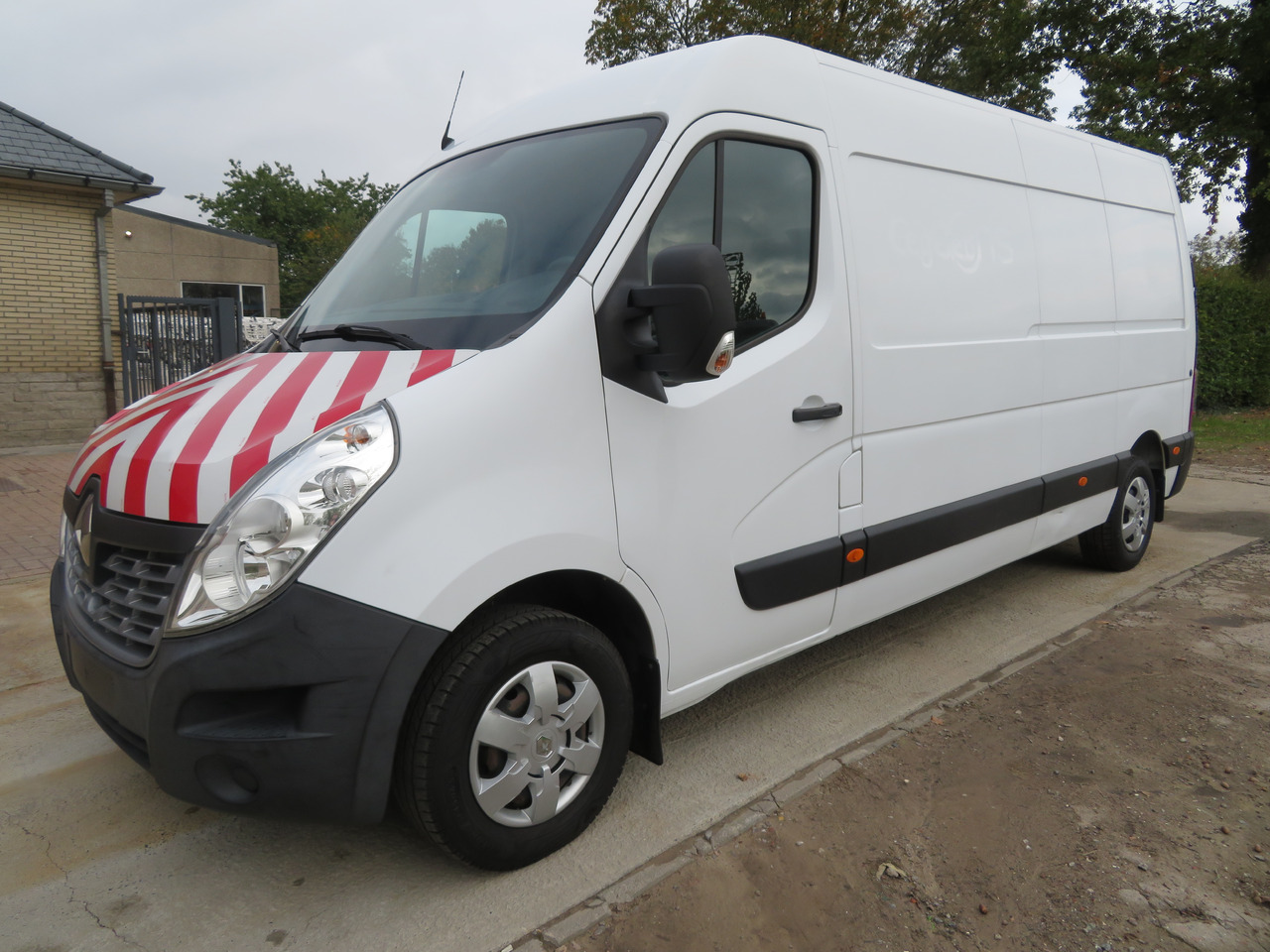Renault Master 2.3dCi Grand Confort - L3H2 - Fourgon utilitaire: photos 3 Renault Master 2.3dCi Grand Confort - L3H2 - Fourgon utilitaire: photos 3