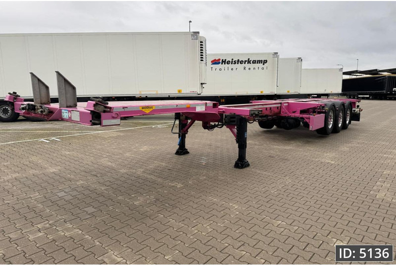 Broshuis 3UCC-39/45 Multi / 2x Extandable / 2x Lift Axle - Semi-remorque porte-conteneur/ Caisse mobile: photos 4 Broshuis 3UCC-39/45 Multi / 2x Extandable / 2x Lift Axle - Semi-remorque porte-conteneur/ Caisse mobile: photos 4