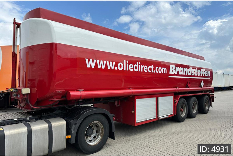 Burg BPO 16-28 / Fuel tanker / 47400L / 5 Comp / ADR, ADR - Semi-remorque citerne: photos 1 Burg BPO 16-28 / Fuel tanker / 47400L / 5 Comp / ADR, ADR - Semi-remorque citerne: photos 1