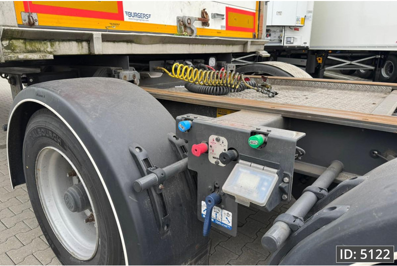 DRACO TSN 230 / LZV Slider / 5 pieces - Semi-remorque fourgon: photos 3 DRACO TSN 230 / LZV Slider / 5 pieces - Semi-remorque fourgon: photos 3