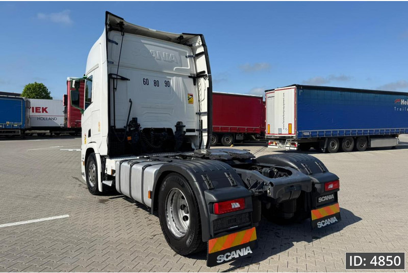 Scania R450 Topline, Euro 6, / Retarder / Standklima / 2x Tank, Intarder - Tracteur routier: photos 2 Scania R450 Topline, Euro 6, / Retarder / Standklima / 2x Tank, Intarder - Tracteur routier: photos 2