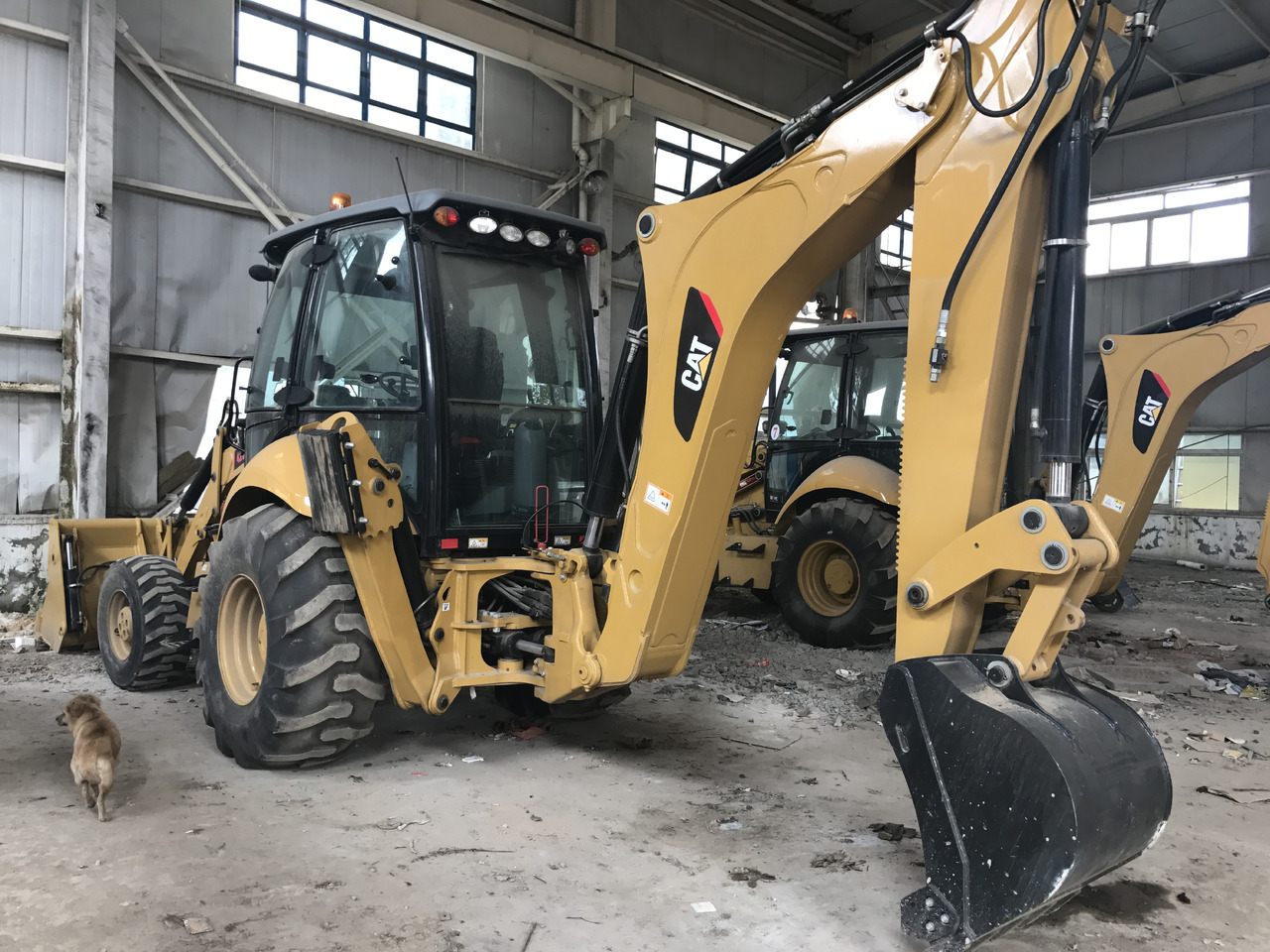 CAT Backhoe Loader 420F Click Here for Discount - Tractopelle: photos 1 CAT Backhoe Loader 420F Click Here for Discount - Tractopelle: photos 1