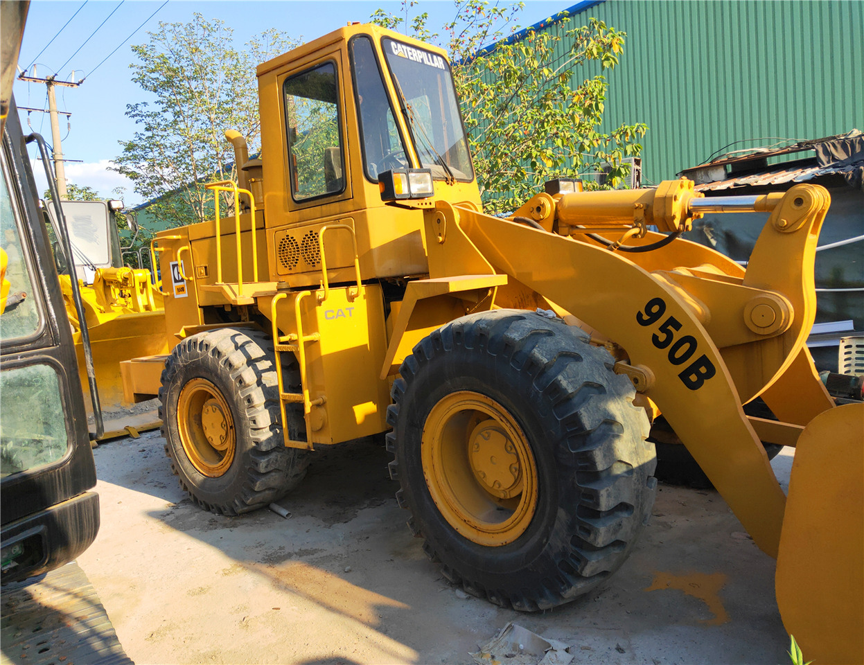 CAT Wheel Loader 950B - Chargeuse sur pneus: photos 5 CAT Wheel Loader 950B - Chargeuse sur pneus: photos 5