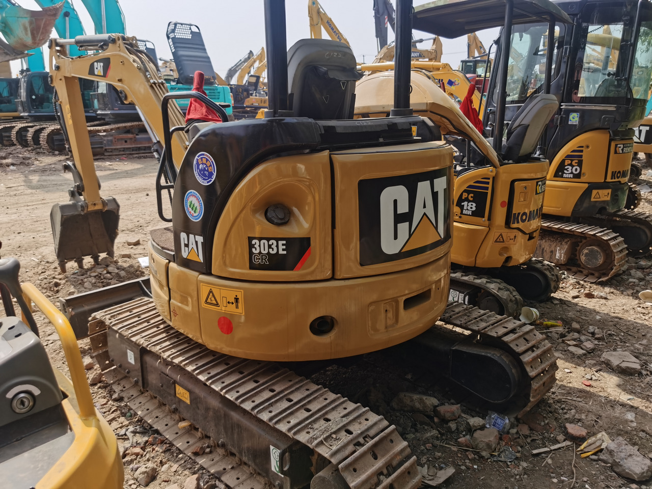 CATERPILLAR 303ECR - Mini pelle: photos 3 CATERPILLAR 303ECR - Mini pelle: photos 3