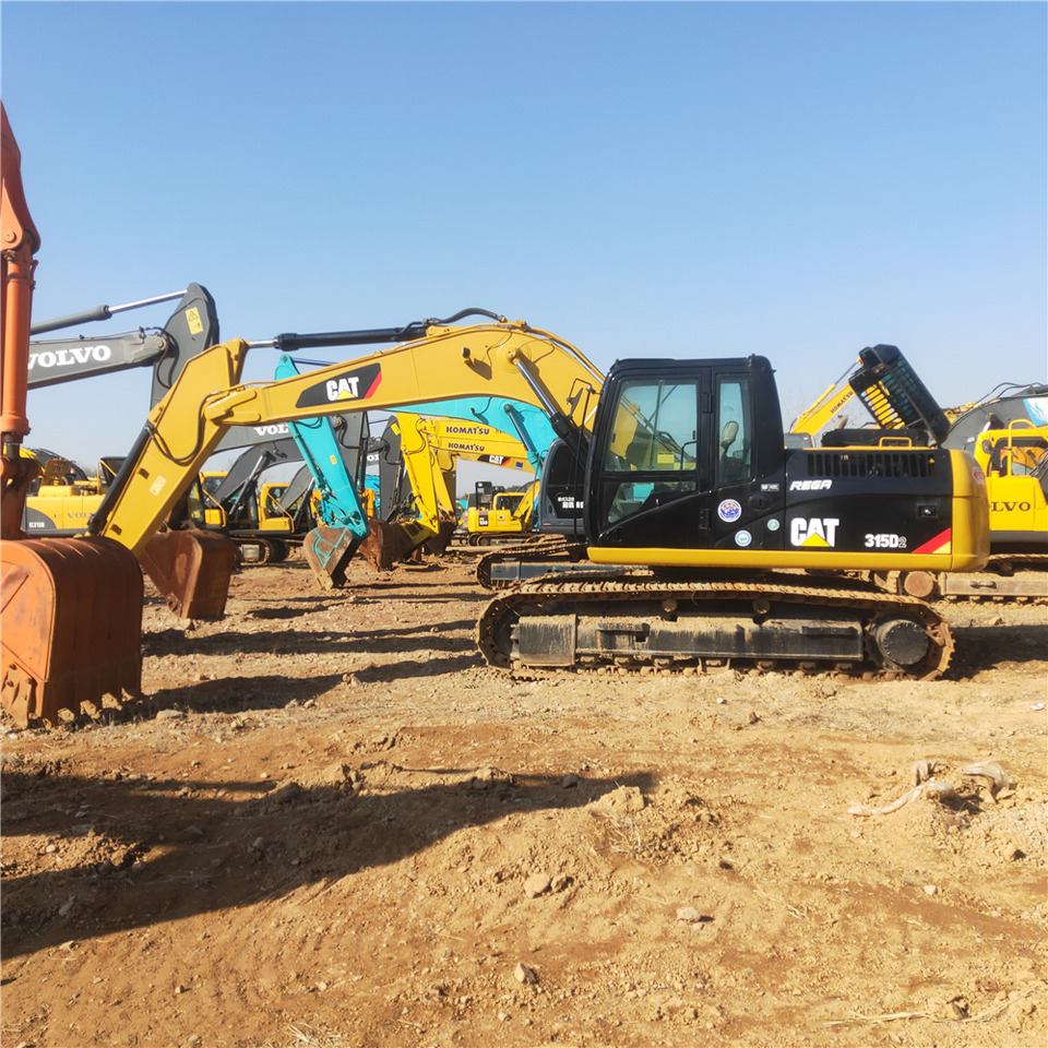 CATERPILLAR 315D2 - Pelle sur chenille: photos 2 CATERPILLAR 315D2 - Pelle sur chenille: photos 2