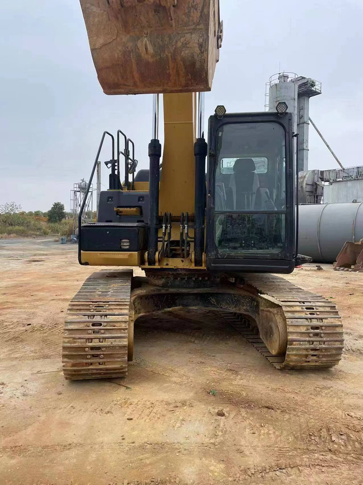 CATERPILLAR 320E - Pelle sur chenille: photos 2 CATERPILLAR 320E - Pelle sur chenille: photos 2