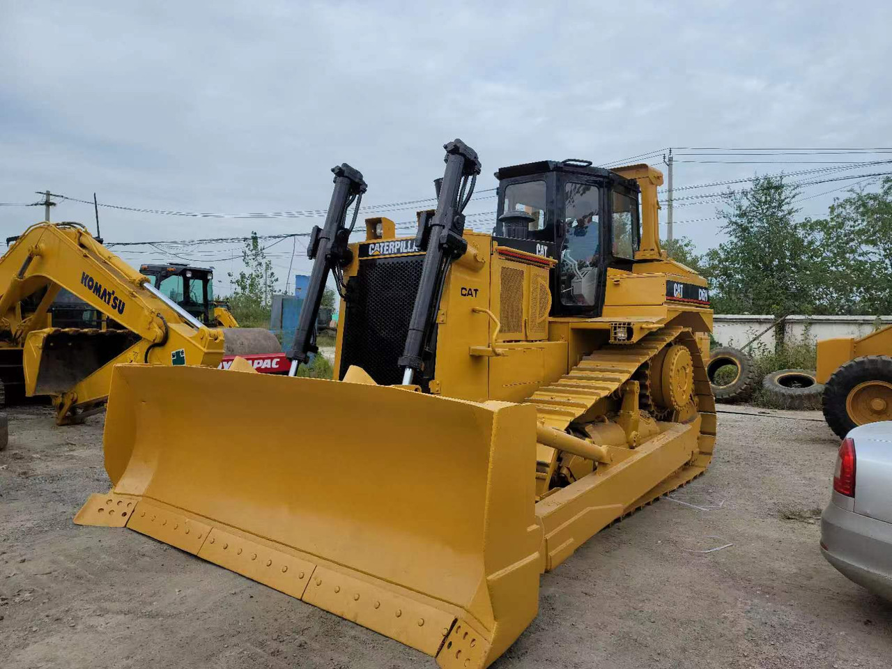 CATERPILLAR D6H - Bulldozer: photos 1 CATERPILLAR D6H - Bulldozer: photos 1