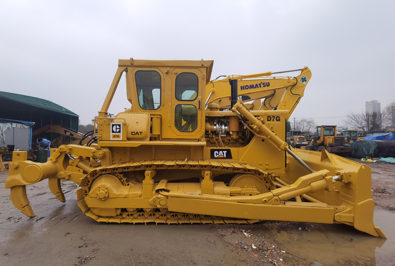 CATERPILLAR D7G Bulldozer - Bulldozer: photos 4 CATERPILLAR D7G Bulldozer - Bulldozer: photos 4