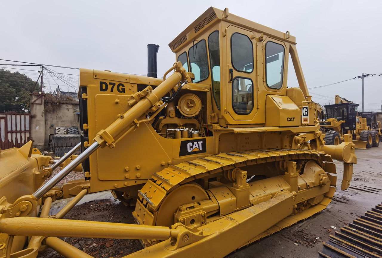 CATERPILLAR D7G Bulldozer Click for Discount - Bulldozer: photos 2 CATERPILLAR D7G Bulldozer Click for Discount - Bulldozer: photos 2