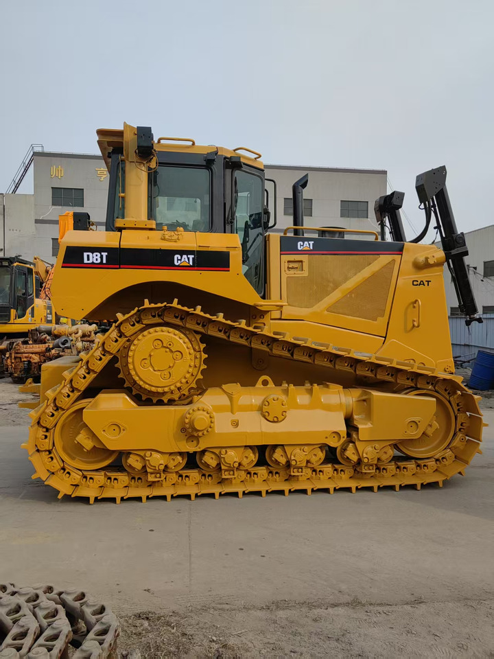 CATERPILLAR D8T Bulldozer Click for Discount - Bulldozer: photos 3 CATERPILLAR D8T Bulldozer Click for Discount - Bulldozer: photos 3