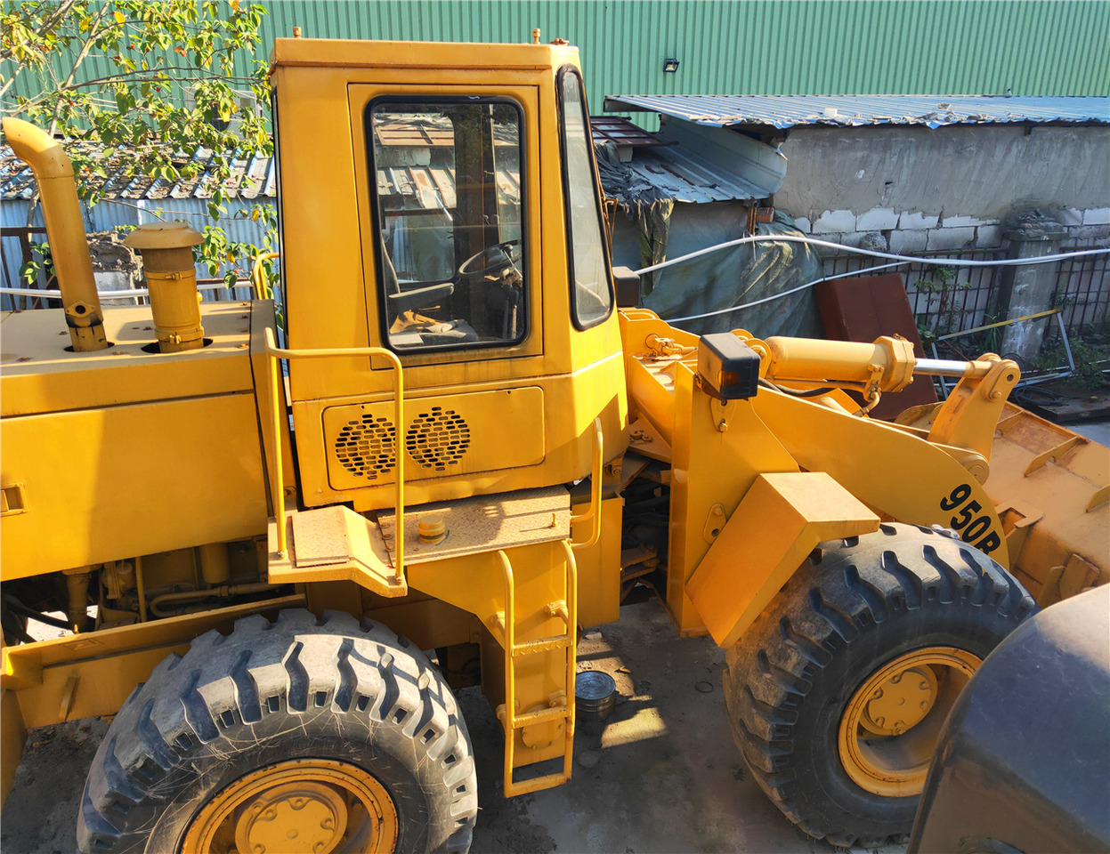 CATERPILLAR Wheel Loader 950B Click Here for Discount - Chargeuse sur pneus: photos 3 CATERPILLAR Wheel Loader 950B Click Here for Discount - Chargeuse sur pneus: photos 3