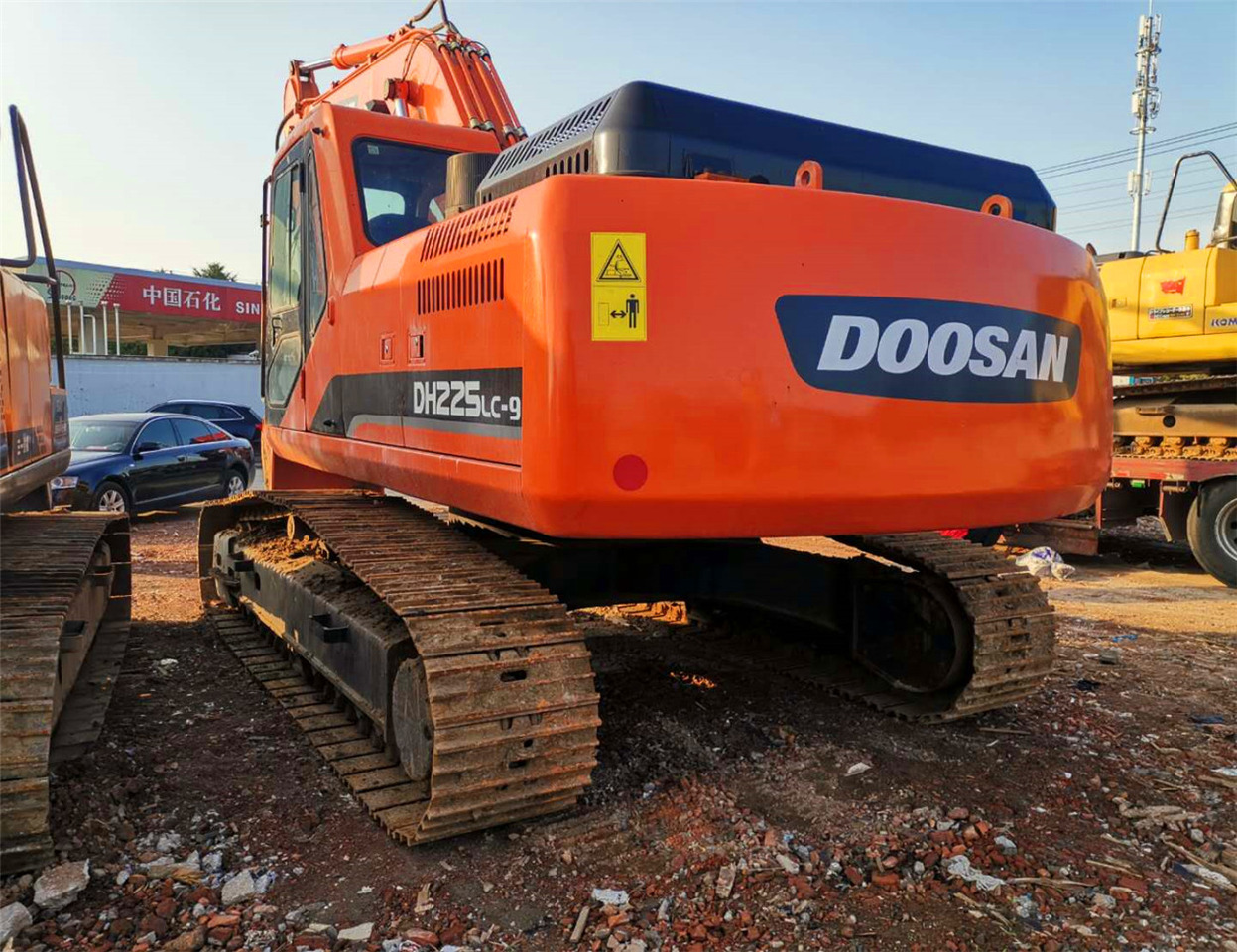 DOOSAN Crawler Excavator DH225 Click Here for Discount - Pelle sur chenille: photos 5 DOOSAN Crawler Excavator DH225 Click Here for Discount - Pelle sur chenille: photos 5
