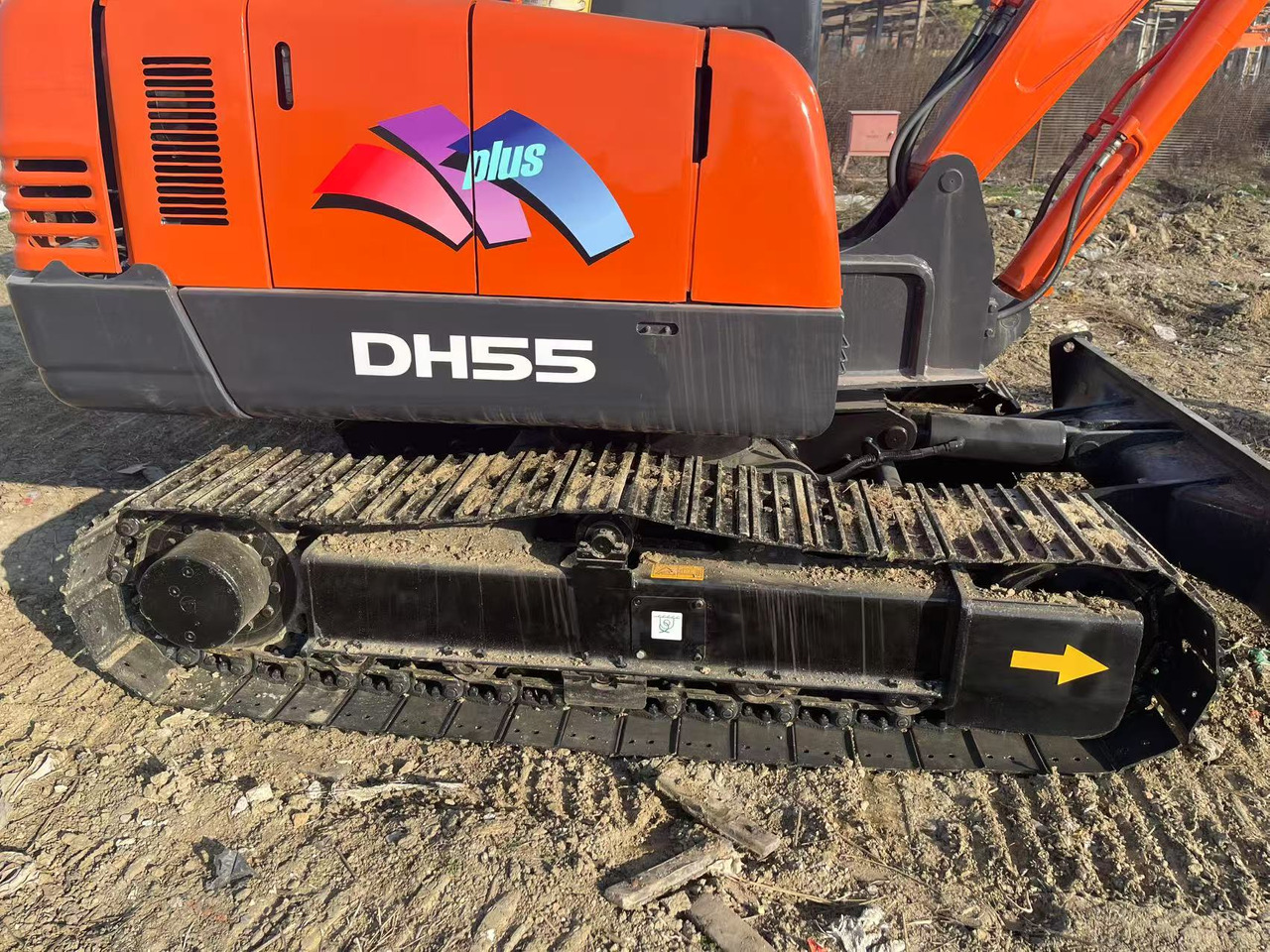 DOOSAN DH55 - Pelle sur chenille: photos 2 DOOSAN DH55 - Pelle sur chenille: photos 2