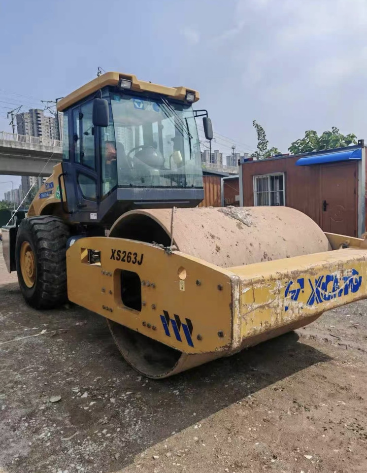 XCMG XCMG XS263J Original Road Roller Negotiable - Engins de chantier: photos 2 XCMG XCMG XS263J Original Road Roller Negotiable - Engins de chantier: photos 2