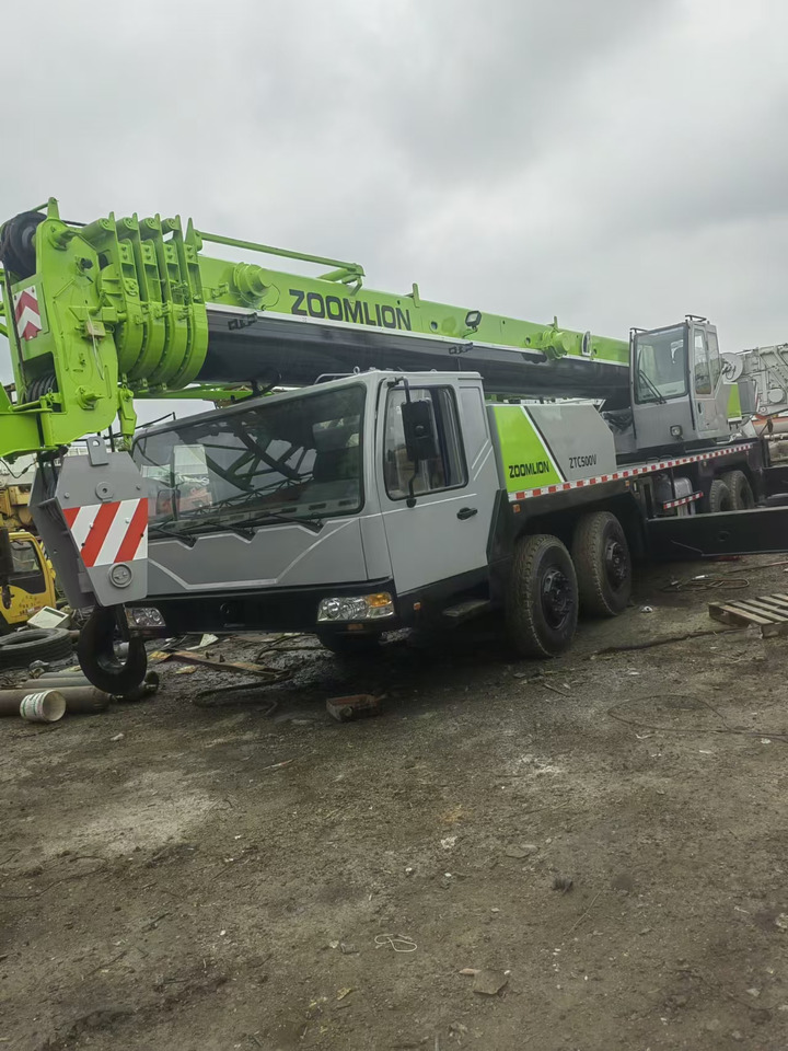 ZOOMLION Crane 50T - Engins de chantier: photos 3 ZOOMLION Crane 50T - Engins de chantier: photos 3