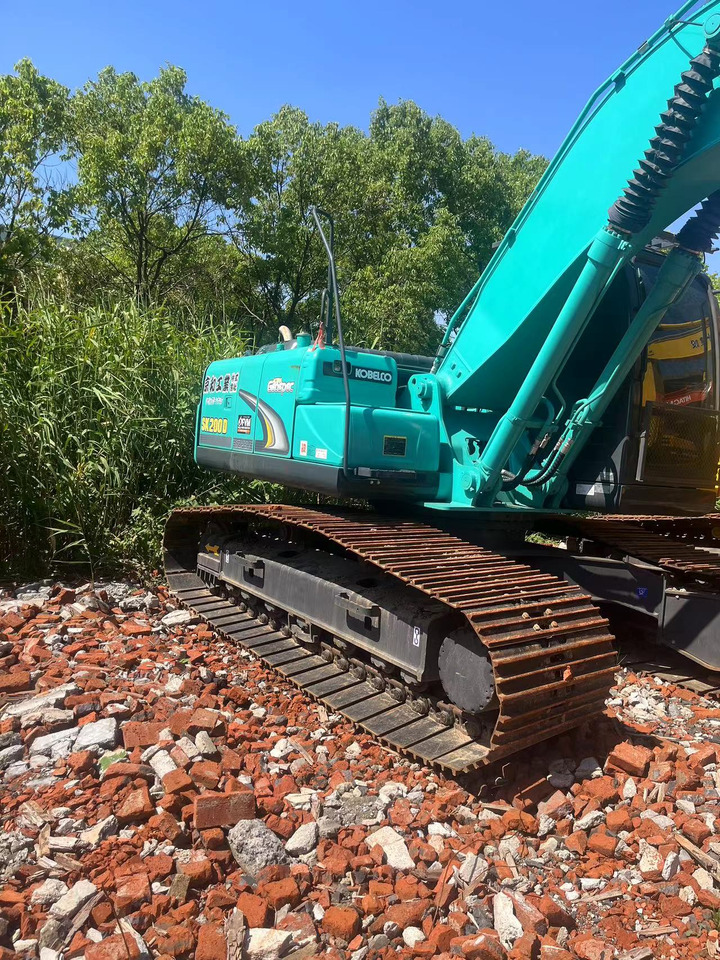 HITACHI SK200D Excavate Click for Discount - Pelle sur chenille: photos 1 HITACHI SK200D Excavate Click for Discount - Pelle sur chenille: photos 1