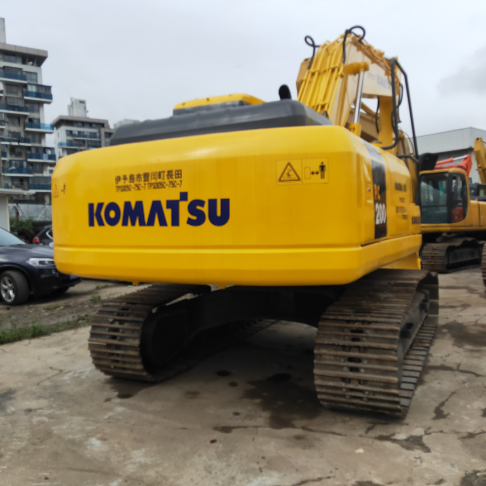 KOMATSU PC200-7 - Pelle sur chenille: photos 3 KOMATSU PC200-7 - Pelle sur chenille: photos 3