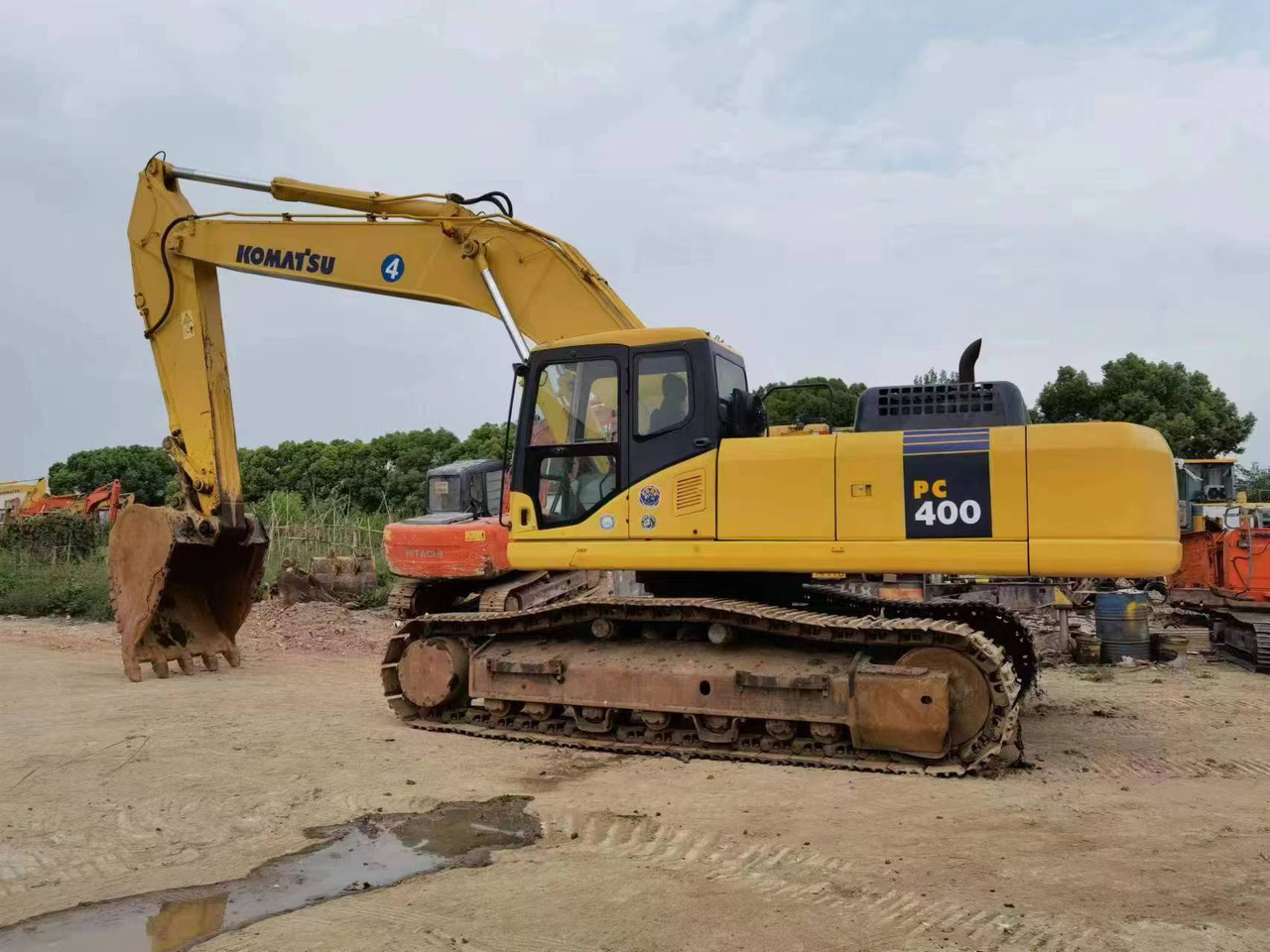 KOMATSU PC400-7 Excavator Click for Discount - Pelle: photos 1 KOMATSU PC400-7 Excavator Click for Discount - Pelle: photos 1