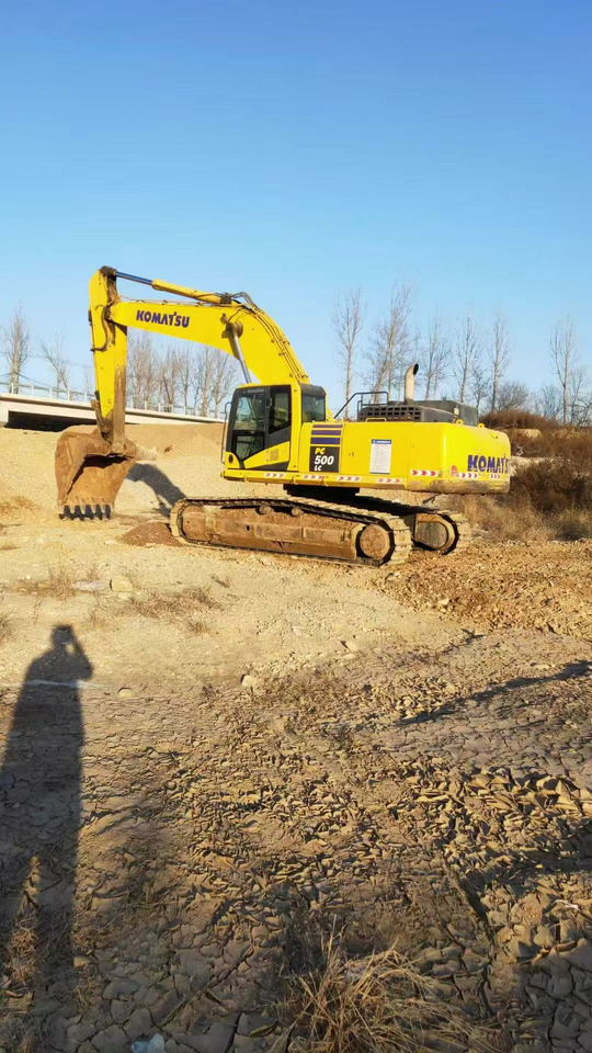KOMATSU PC500 - Pelle sur chenille: photos 3 KOMATSU PC500 - Pelle sur chenille: photos 3