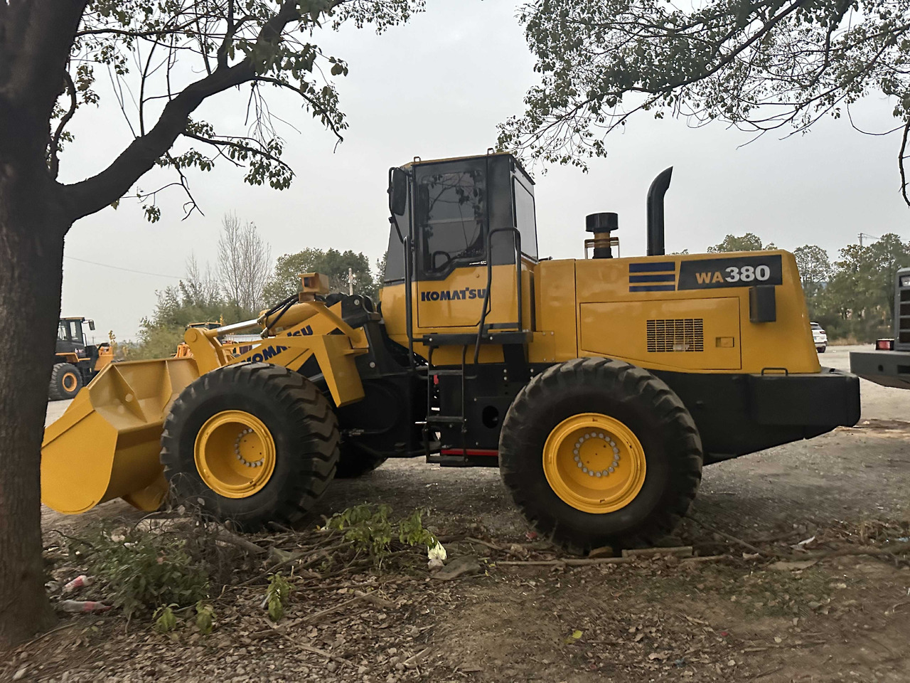 KOMATSU Wheel Loader 380-3 Click Here for Discount - Chargeuse sur pneus: photos 2 KOMATSU Wheel Loader 380-3 Click Here for Discount - Chargeuse sur pneus: photos 2