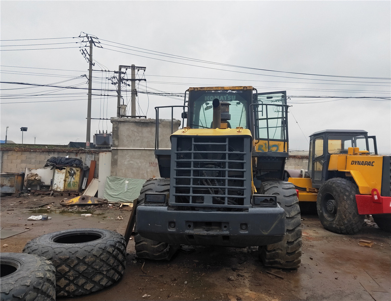 KOMATSU wheel Loader - Chargeuse sur pneus: photos 3 KOMATSU wheel Loader - Chargeuse sur pneus: photos 3