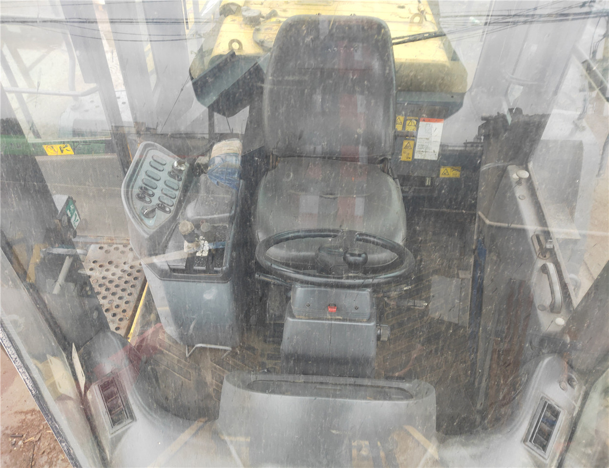 KOMATSU wheel Loader - Chargeuse sur pneus: photos 5 KOMATSU wheel Loader - Chargeuse sur pneus: photos 5