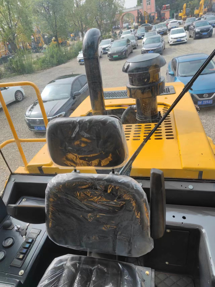 LIUGONG 856 Wheel Loader Click for Discount - Chargeuse sur pneus: photos 5 LIUGONG 856 Wheel Loader Click for Discount - Chargeuse sur pneus: photos 5