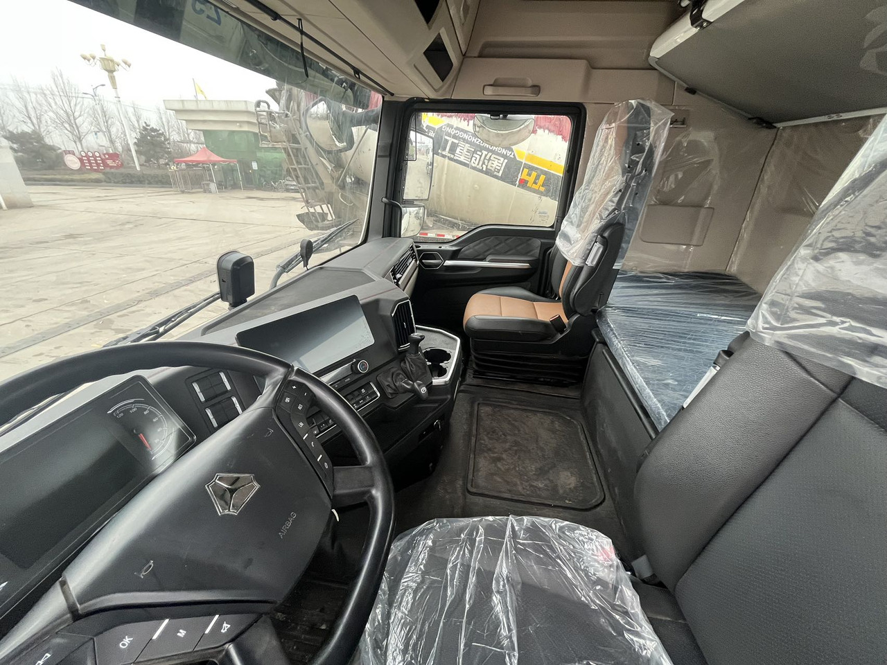 SHACMAN G7X 540HP Truck Unit 4*2 Click Here for Discount - Camion benne: photos 4 SHACMAN G7X 540HP Truck Unit 4*2 Click Here for Discount - Camion benne: photos 4