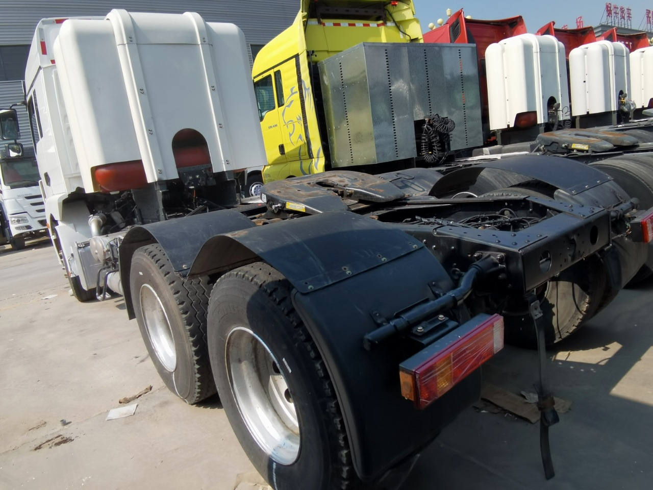 SHACMAN M3000S 6X4 Truck Unit Click Here for Discount - Camion benne: photos 4 SHACMAN M3000S 6X4 Truck Unit Click Here for Discount - Camion benne: photos 4