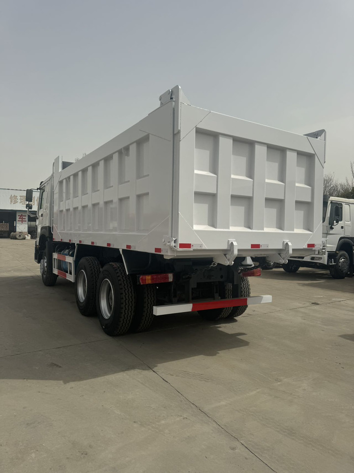 SINOTRUK HOWO 371 6X4 - Camion benne: photos 4 SINOTRUK HOWO 371 6X4 - Camion benne: photos 4