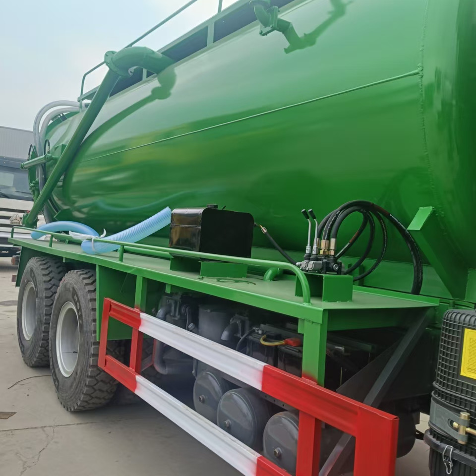 Camion hydrocureur SINOTRUK HOWO Sewage Suction Truck 6*4 Click Here for Discount: photos 7