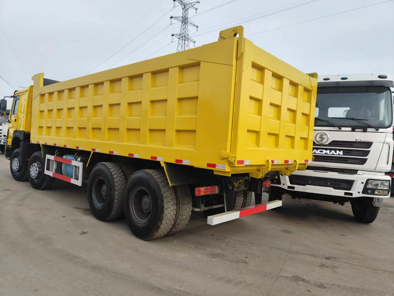 Sino HOWO 8x4 Dump Truck Click for Discount - Camion benne: photos 3 Sino HOWO 8x4 Dump Truck Click for Discount - Camion benne: photos 3