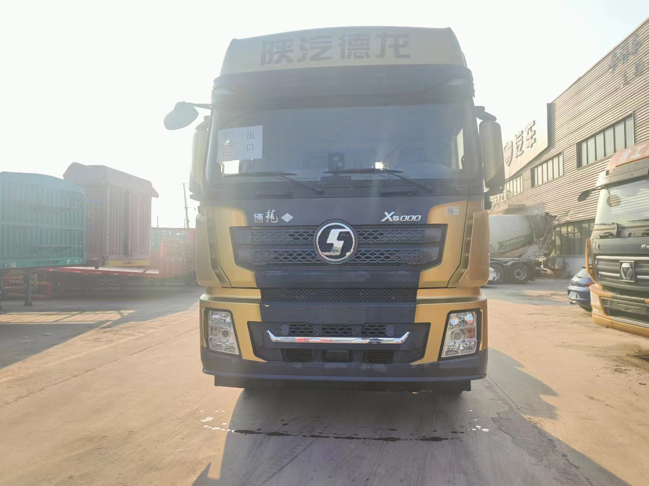 SINOTRUK X5000 6X4 Manual Tractor Unit - Tracteur routier: photos 1 SINOTRUK X5000 6X4 Manual Tractor Unit - Tracteur routier: photos 1