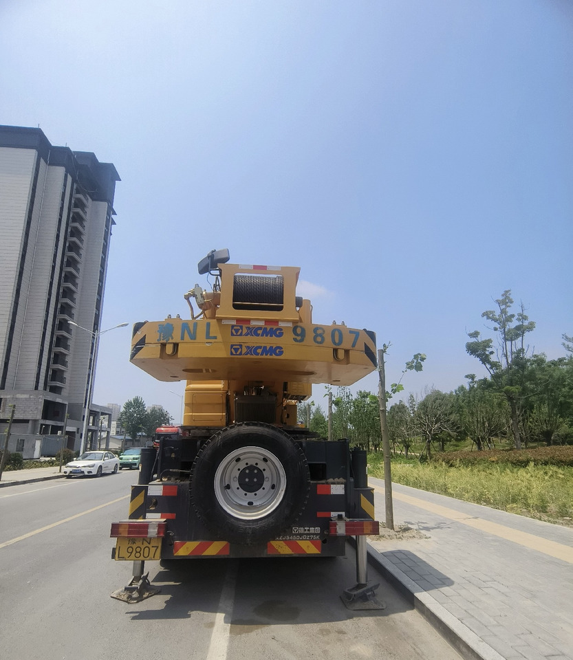 XCMG Crane QY75K - Grue: photos 4 XCMG Crane QY75K - Grue: photos 4