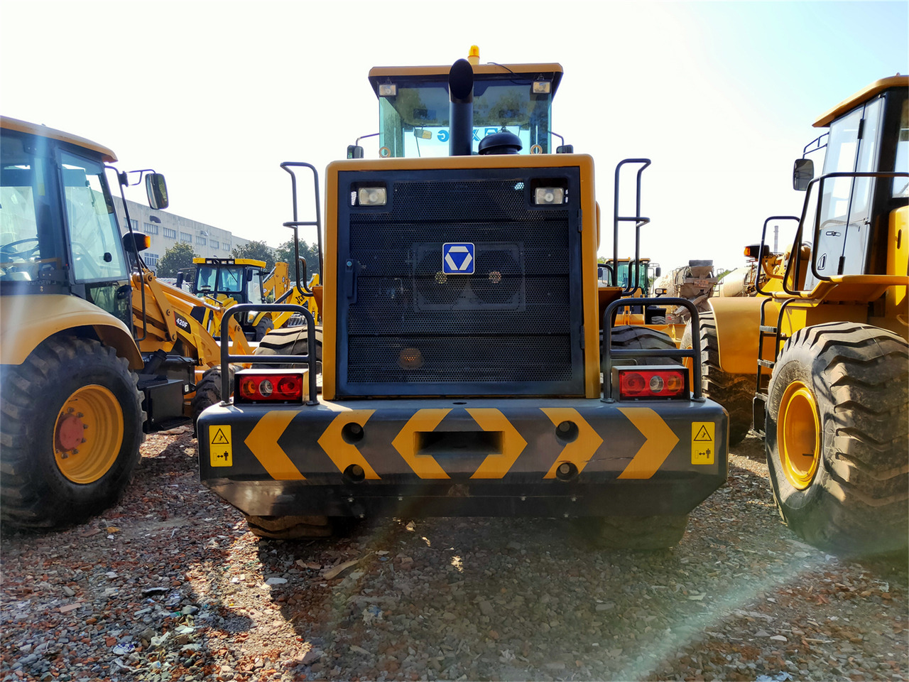 XCMG Wheel Loader LW500KV Click Here for Discount - Chargeuse sur pneus: photos 3 XCMG Wheel Loader LW500KV Click Here for Discount - Chargeuse sur pneus: photos 3