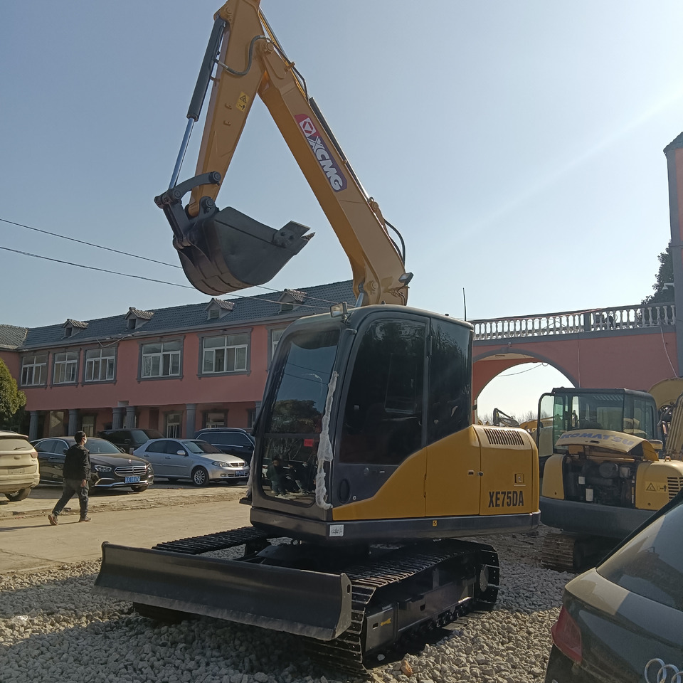 XCMG XE75DA - Pelle sur chenille: photos 4 XCMG XE75DA - Pelle sur chenille: photos 4