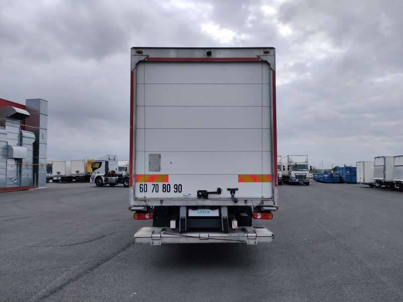 Camion fourgon Camion Porteur 19 TONNES 280 CV HAYON PORTE RELEVANTE: photos 6