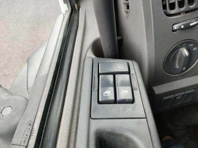 Camion fourgon Camion Porteur 19 TONNES 280 CV HAYON PORTE RELEVANTE: photos 15