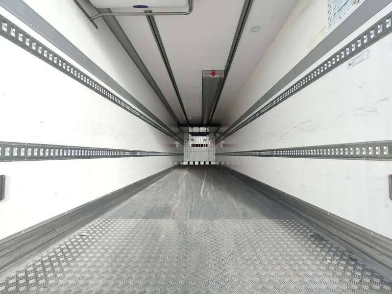 Semi-remorque 3 Essieux 38 TONNES HAYON CAISSE CHEREAU GROUPE CARRIER VECTOR HE 19 MT - Semi-remorque frigorifique: photos 4 Semi-remorque 3 Essieux 38 TONNES HAYON CAISSE CHEREAU GROUPE CARRIER VECTOR HE 19 MT - Semi-remorque frigorifique: photos 4