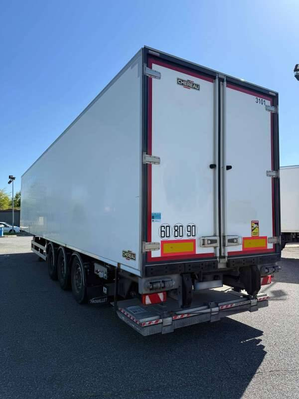 Semi-remorque 3 Essieux FRIGO 38 TONNES HAYON CAISSE CHEREAU GROUPE THERMOKING SLXI SPECTRUM - Semi-remorque frigorifique: photos 3 Semi-remorque 3 Essieux FRIGO 38 TONNES HAYON CAISSE CHEREAU GROUPE THERMOKING SLXI SPECTRUM - Semi-remorque frigorifique: photos 3