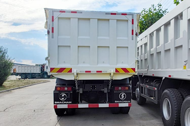 SHACMAN New Shacman Truck for Sale in Congo - Camion benne: photos 4 SHACMAN New Shacman Truck for Sale in Congo - Camion benne: photos 4