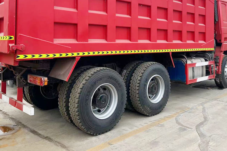 SHACMAN Shacman Dump Trailer Truck for Sale in Nigeria - Camion benne: photos 5 SHACMAN Shacman Dump Trailer Truck for Sale in Nigeria - Camion benne: photos 5